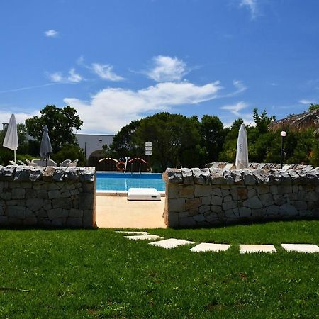 Bed And Breakfast La Terrazza Чистернино Экстерьер фото