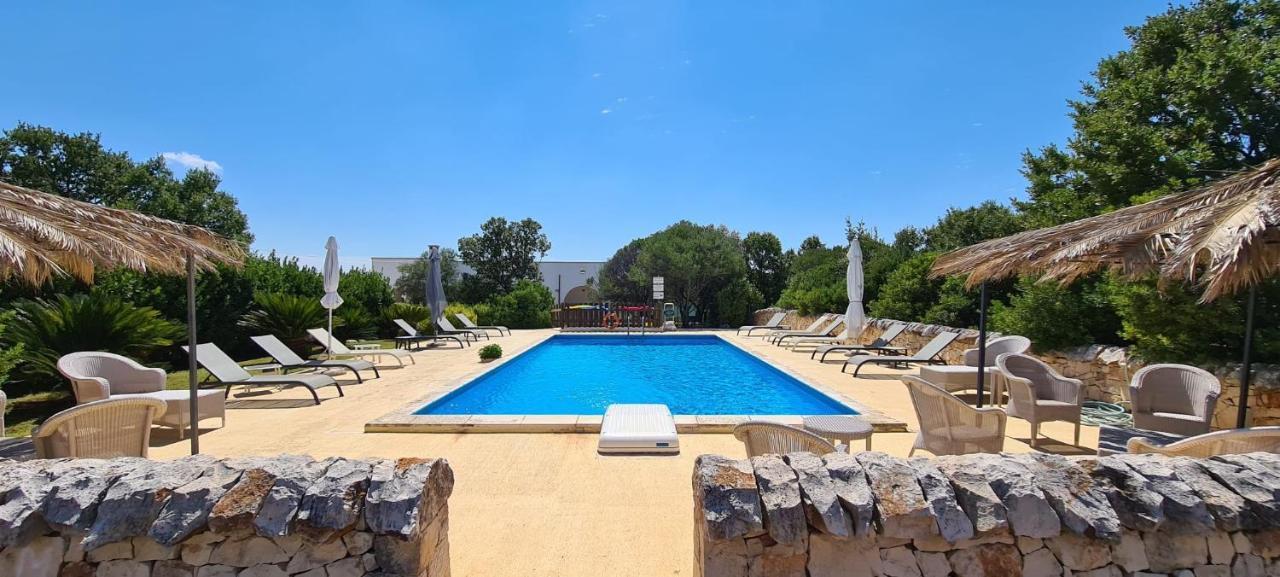 Bed And Breakfast La Terrazza Чистернино Экстерьер фото